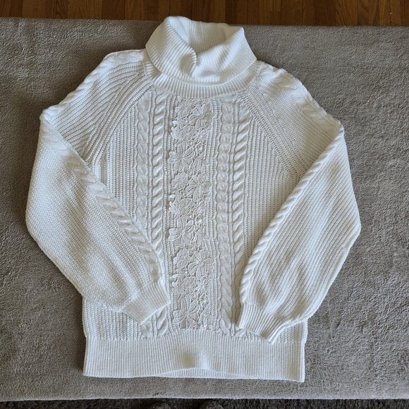 RW&CO knit turtleneck sweater size medium - Picture 3 of 12